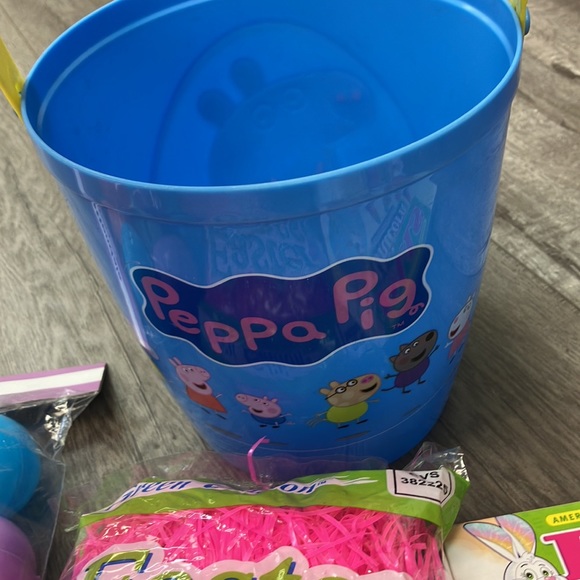 Peppa Pig Easter Basket Bundle all in excellent condition 5 items in the bundle - Picture 5 of 6